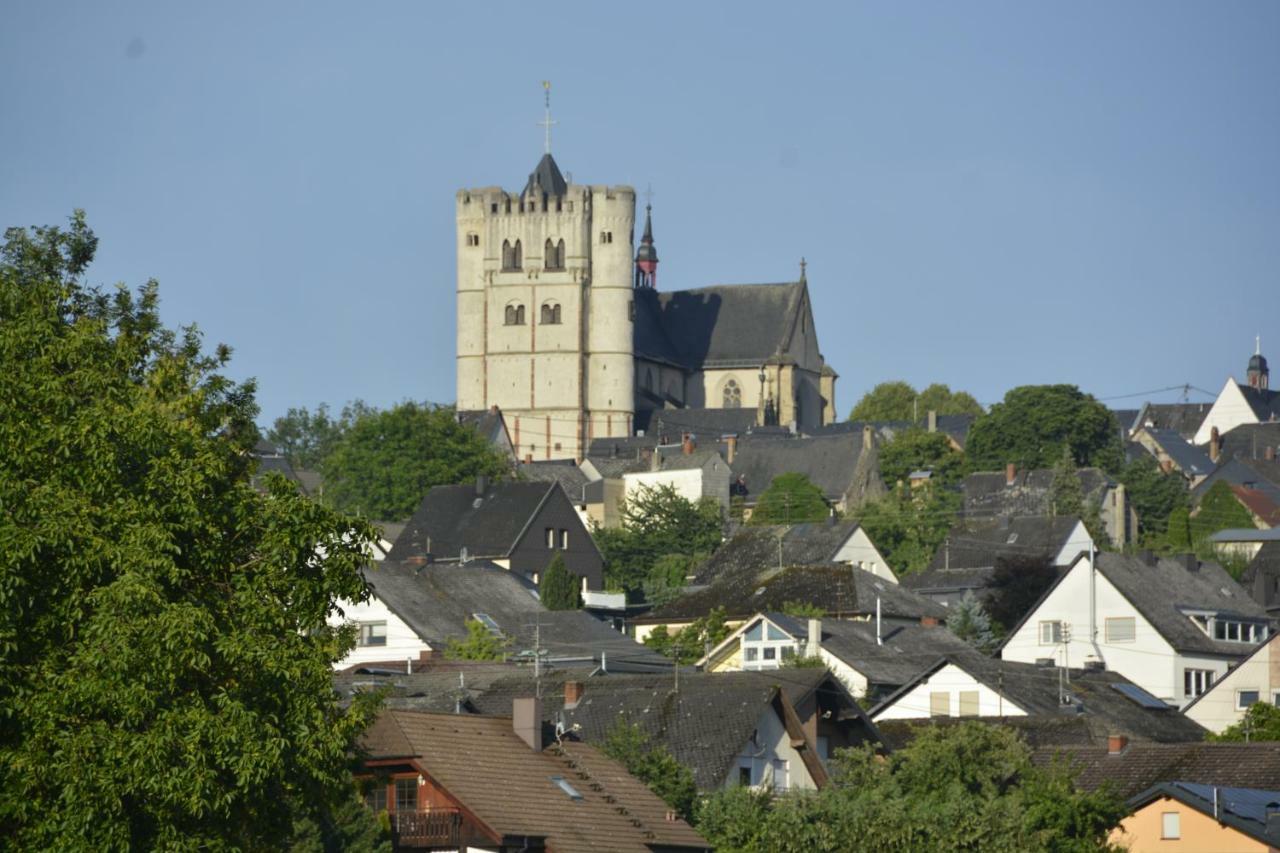Stiftsherrenhaus Münstermaifeld Εξωτερικό φωτογραφία