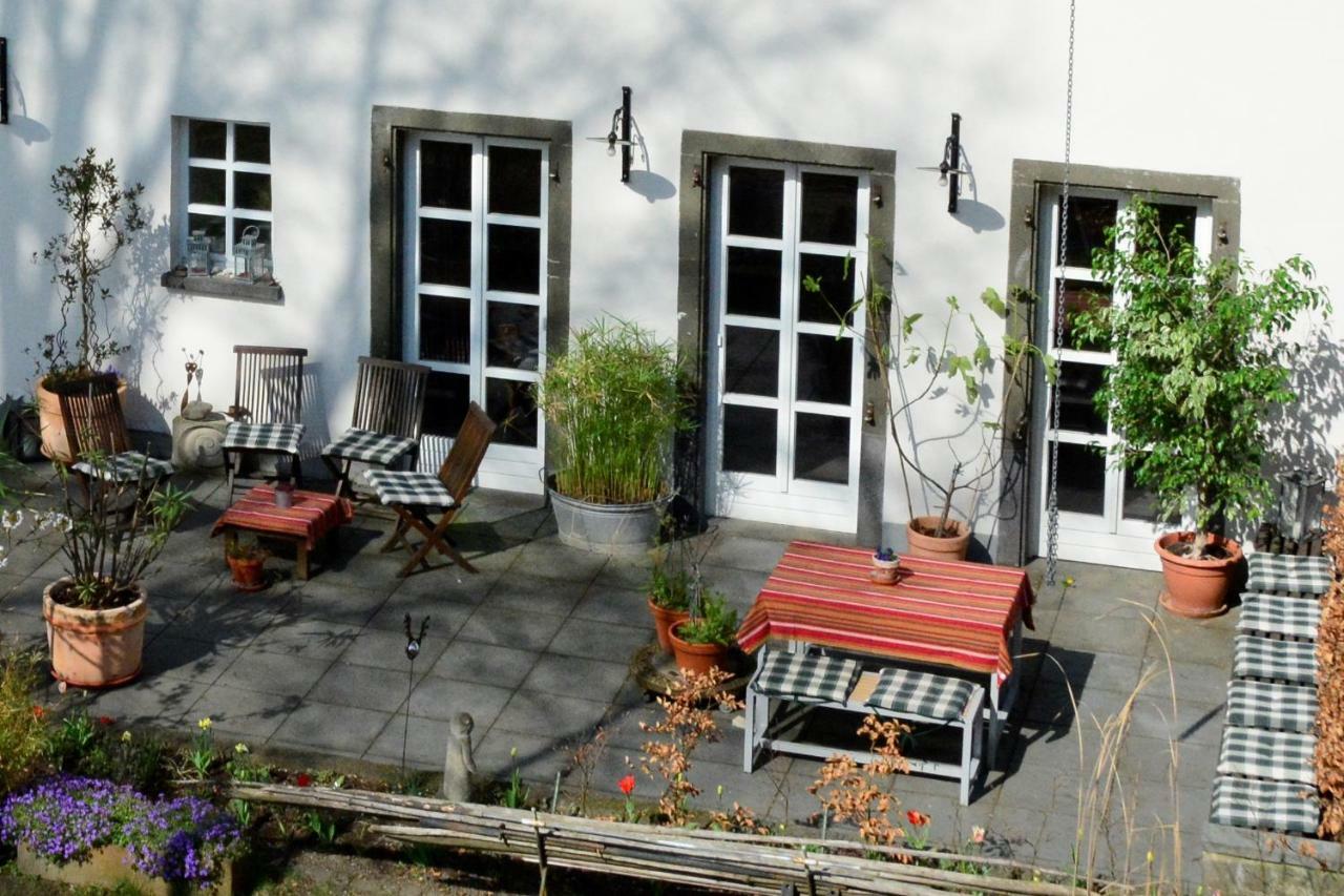 Stiftsherrenhaus Münstermaifeld Εξωτερικό φωτογραφία